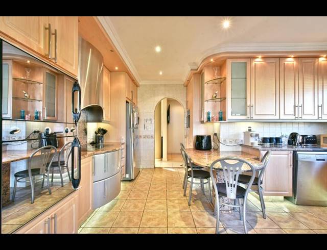 4 BEDROOM HOUSE FOR SALE IN GLENVISTA